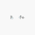 LINEAR LUSTRE PEARL STUDS
