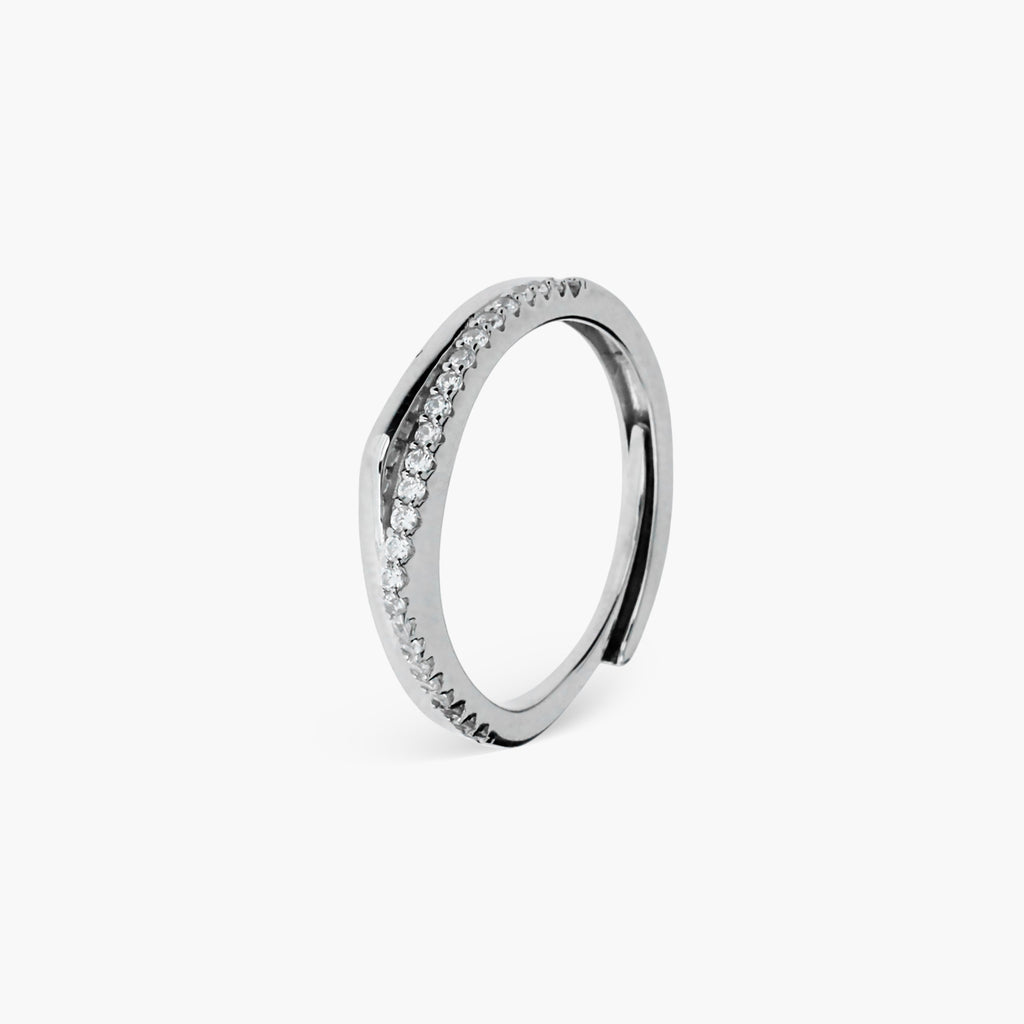 ELEGANT SILVER STACKABLE RING WITH SPARKLING ZIRCON