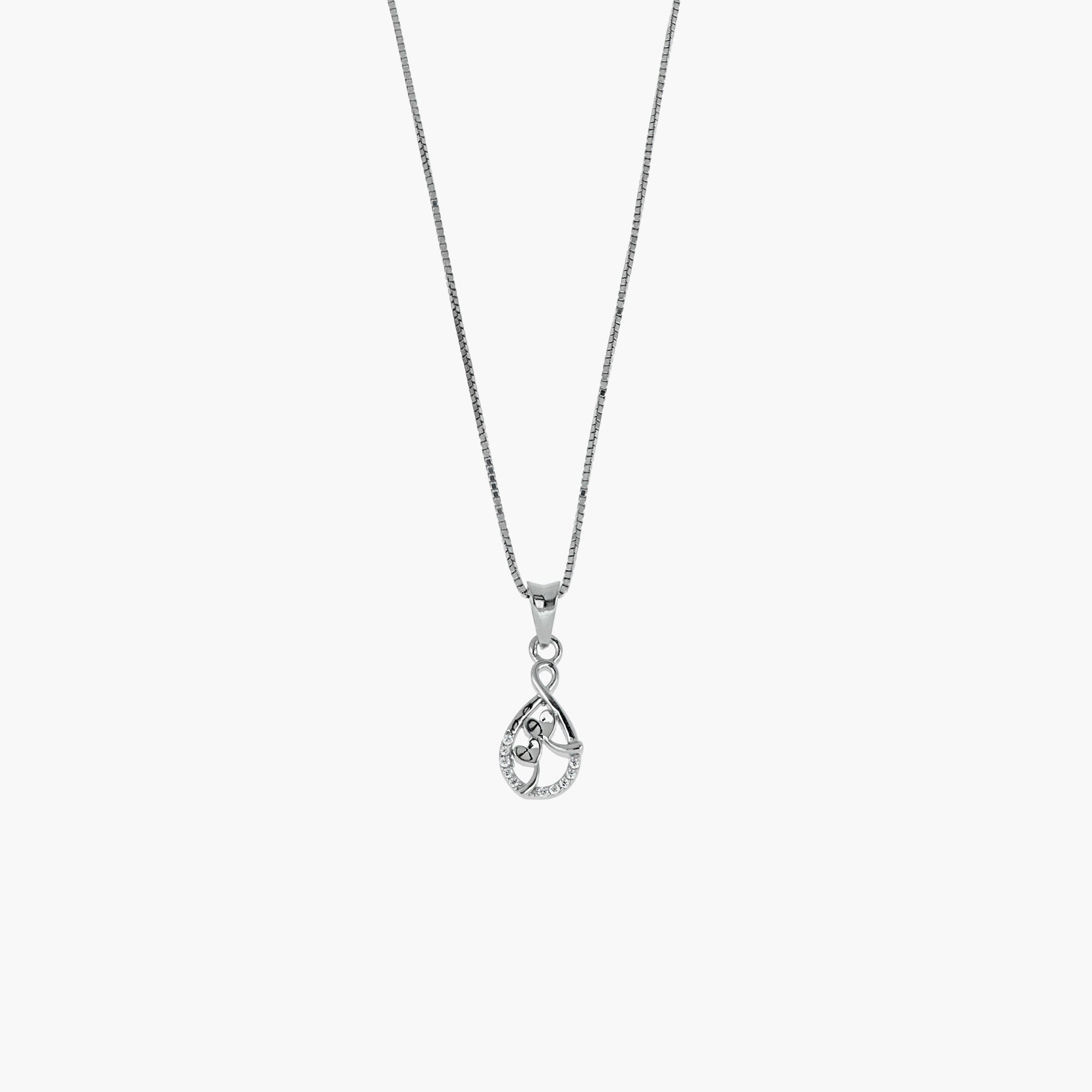 ELEGANT SILVER SPARKLING HALO HEART NECKLACE