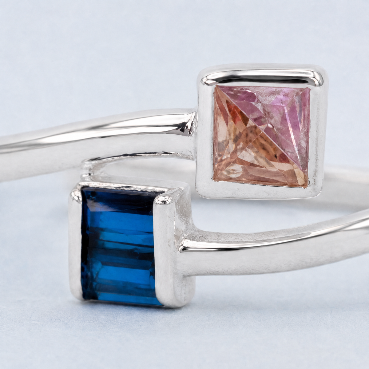 You and Me Two Stone Ring in 925 sterling silver, close-up of the stone