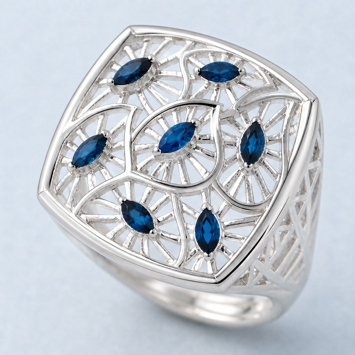 Blue Marquise Openwork Ring in 925 sterling silver, close-up of the stones