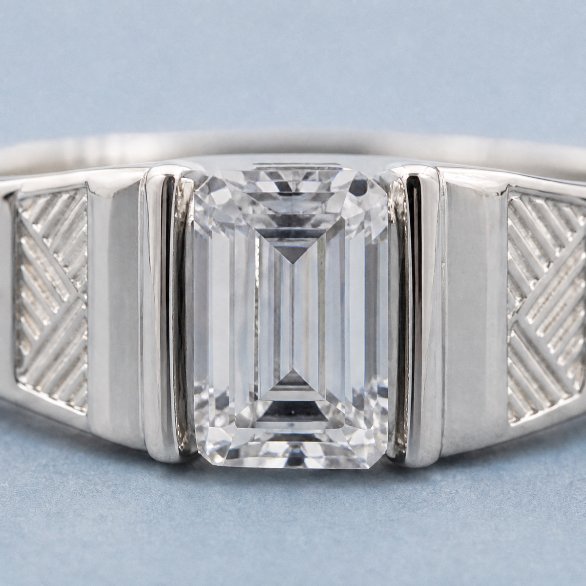 Engraved Panel Step Cut Ring in 925 sterling silver, close-up of the stone