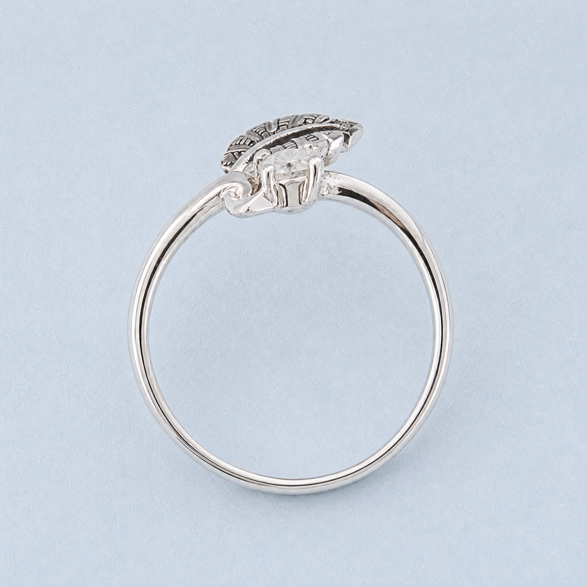 Dark Leaf Clear Stone Ring in 925 sterling silver, upright view