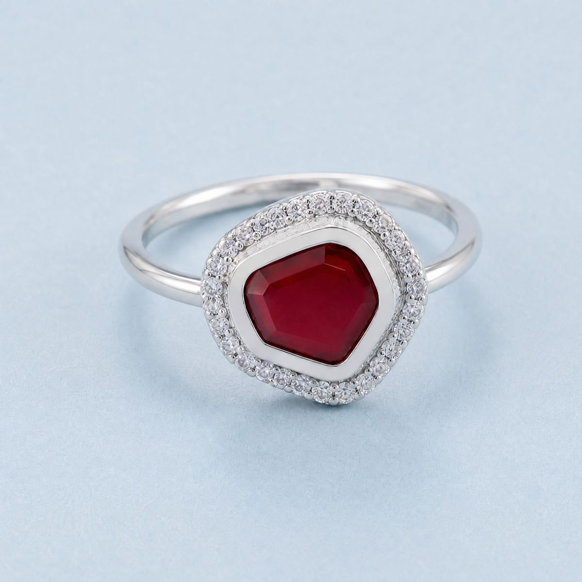 Red Geometric Halo Ring in 925 sterling silver, front view