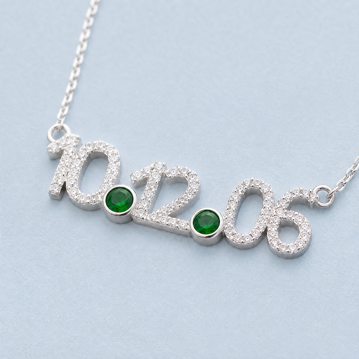 Personalised Date Necklace in 925 sterling silver, close-up of the date