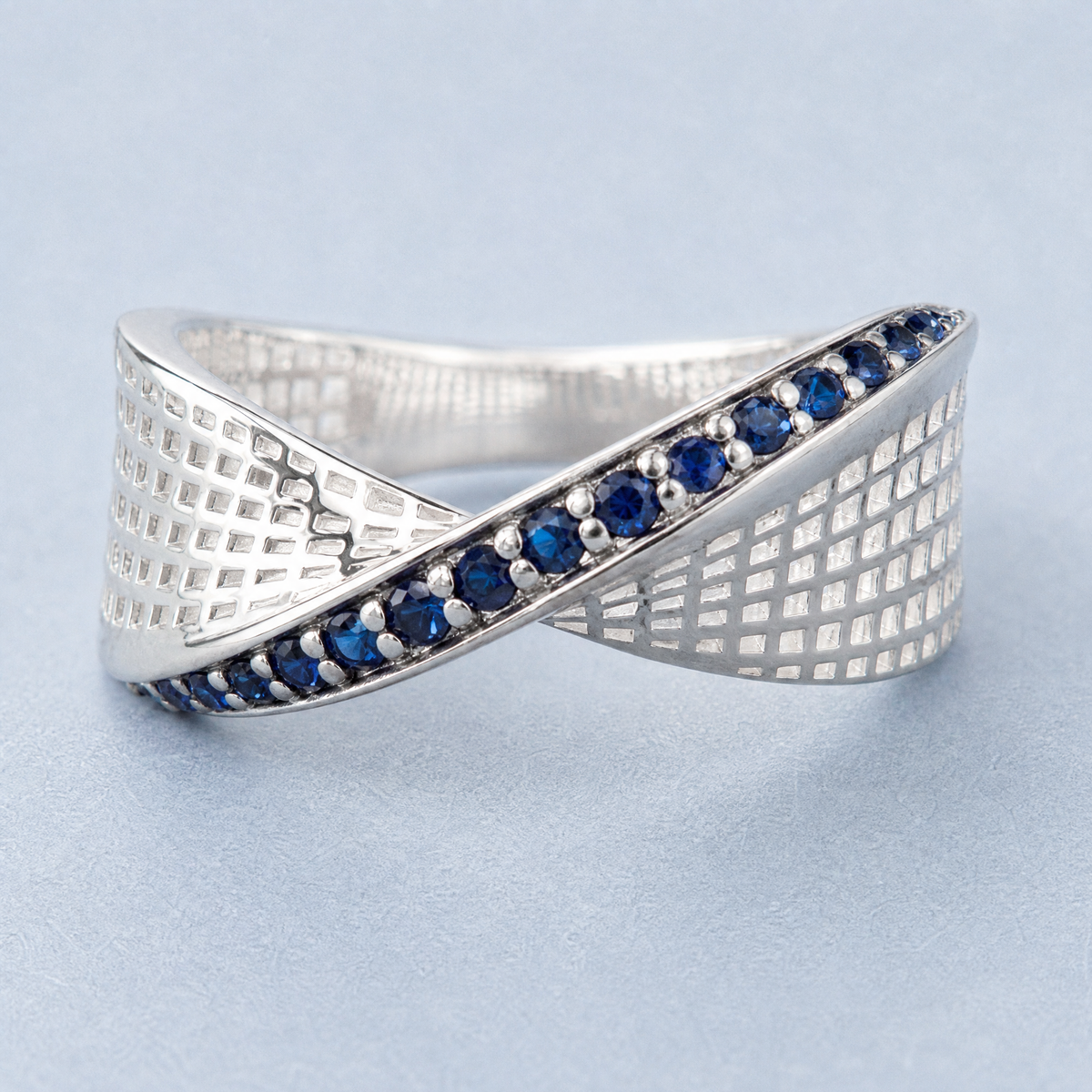 Blue Twist Lattice Band Ring in 925 sterling silver, front view